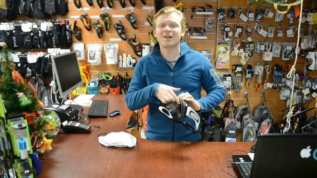 Oakley Airbrake XL - обзор горнолыжной маски смотреть онлайн