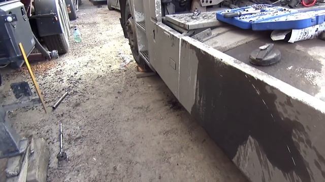 РАЗРЫВАЮТ ТЕНТ НА КУСКИ! #02 18г. Новый тент для фуры смотреть онлайн