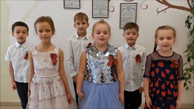 "У Кремлевской стены" смотреть онлайн