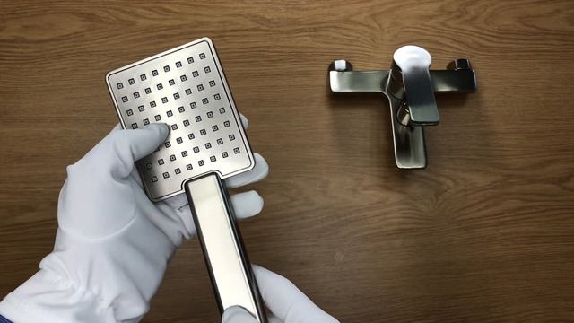 Распаковка смесителя для ванны ESKO SINGAPORE 54 S смотреть онлайн