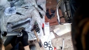 Замена сальников, пыльников и масла в вилке HONDA CB 500