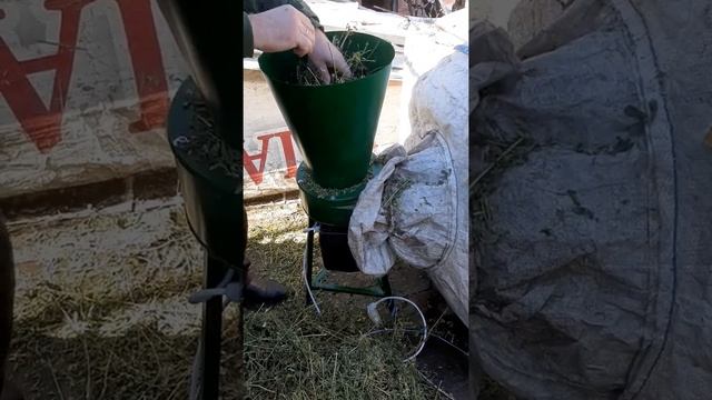 измельчитель сена, соломы, травы 3 кВт 220в смотреть онлайн