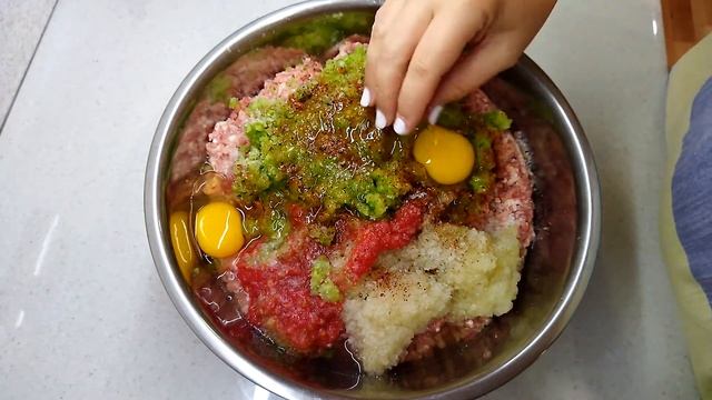 Рецепт из фарша. Мясные кексы. Кулинарный канал "НА КУХНЕ У МАМЫ" смотреть онлайн