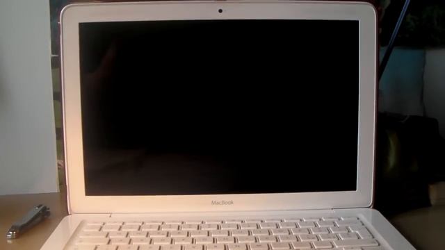 macbook black screen! help! смотреть онлайн