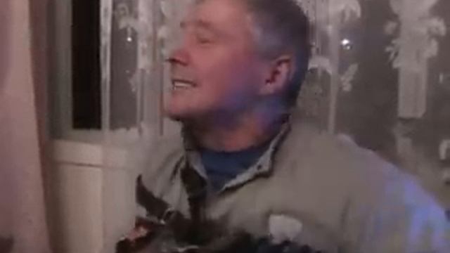 Играет и поет Алексей Мазуров , Ржев 8 марта 2011 смотреть онлайн