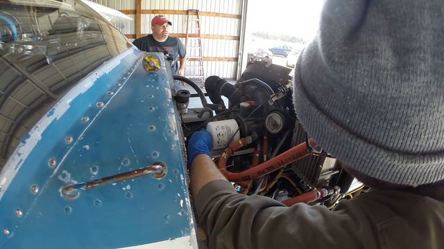 Cessna 172 Oil Change