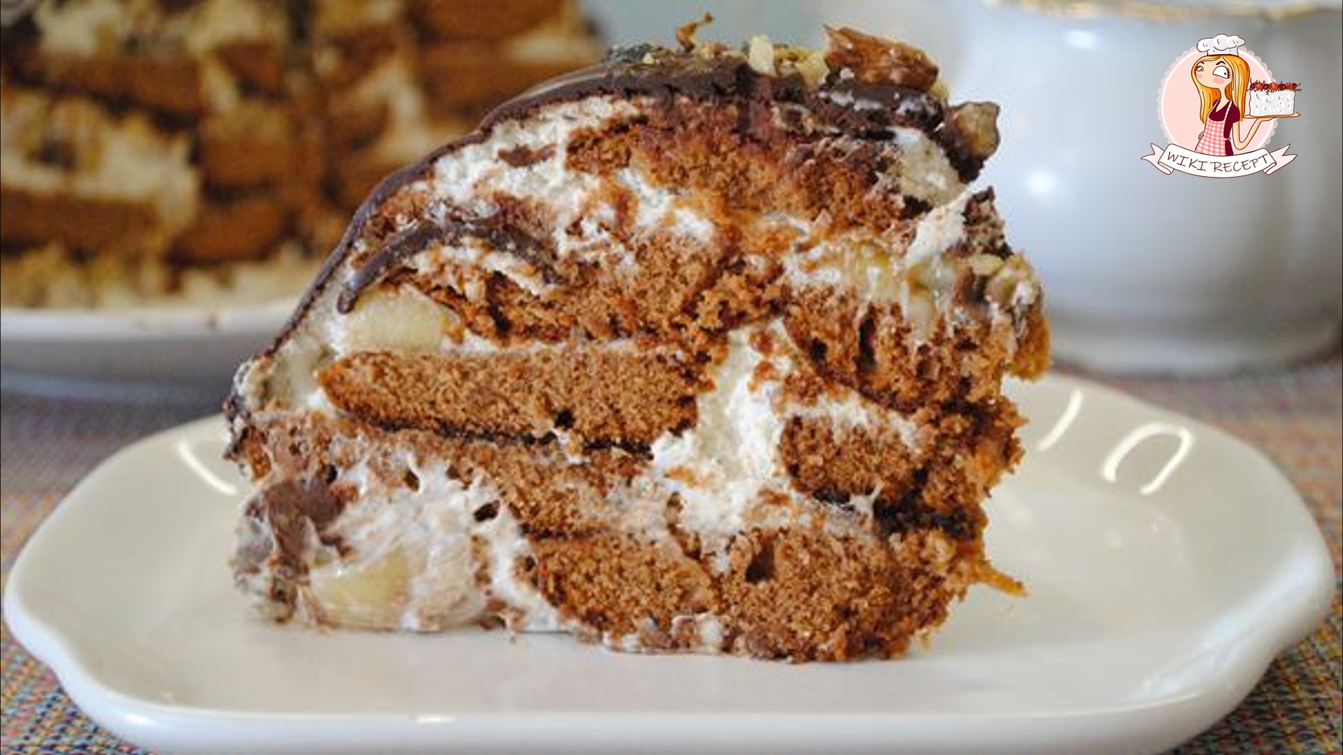 ТОРТ из ШОКОЛАДНЫХ ПРЯНИКОВ с бананами и сметанным кремом