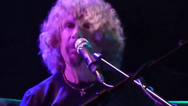 The Zombies Colin Blunstone Rod Argent Zoetermeer 4 November 2011 -- I Want Her She Wants Me смотреть онлайн