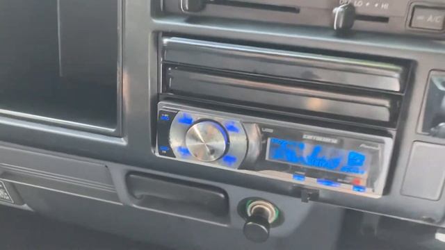 1997 Toyota ToyoAce Custom cold start, 18k miles смотреть онлайн