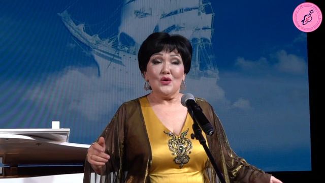 «В музыке только гармония есть» смотреть онлайн