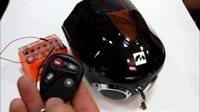 Кофр с MP3 плеером для мопедов/скутеров смотреть онлайн