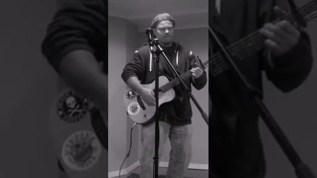 Original song. YOU MADE FEEL SO BLUE live from the basement смотреть онлайн