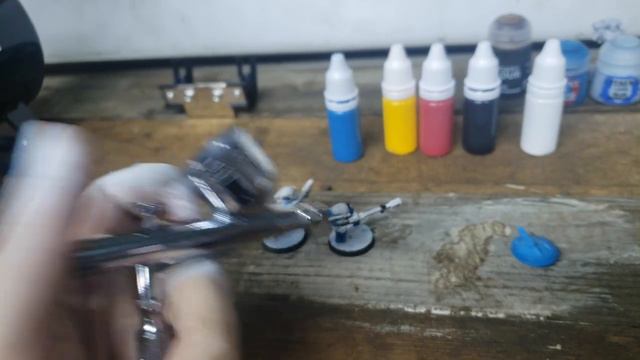 Review: Airbrush Compressor AS 186 + AG-130 Airbrush Gun And Kit