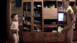 дети прикалываются, смотреть до конца)))