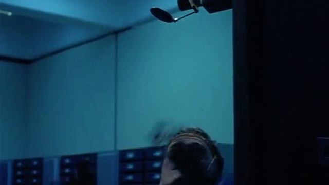 Электронные жучки / Багз / Bugs 1 сезон 1 серия смотреть онлайн