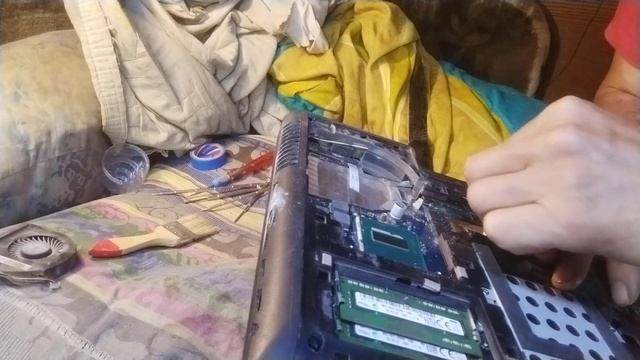 Чистка ноутбука своими ручками и головой смотреть онлайн
