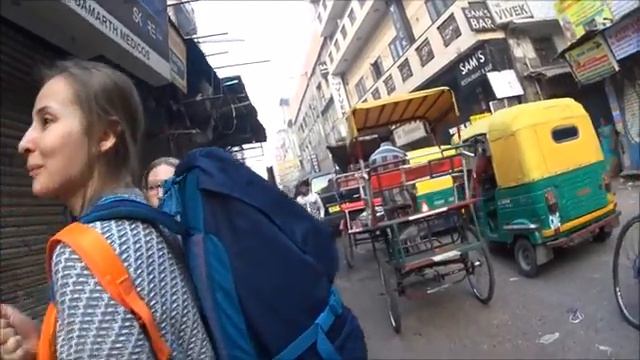 India ВЛОГ 6. Как и Где найти недорогой отель, хостел, гест хаус в Нью Дели в центре города смотреть онлайн
