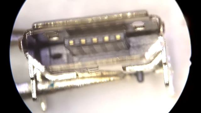 Como limpar a entrada do carregador do Celular corretamente смотреть онлайн