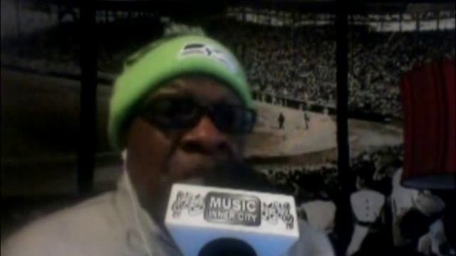 Seahawk Fans React To GB Win PLUS N.E. Owner Robert Kraft Interview смотреть онлайн