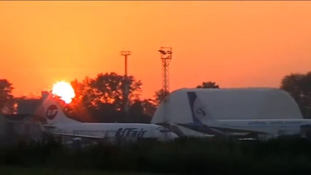 Как отрываются самолёты 25.07.13 Аэропорт Кольцово смотреть онлайн