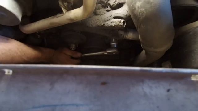 Замена демпфера крутильных колебаний или шкива коленвала! Двигатель X5 3.0d M57N смотреть онлайн