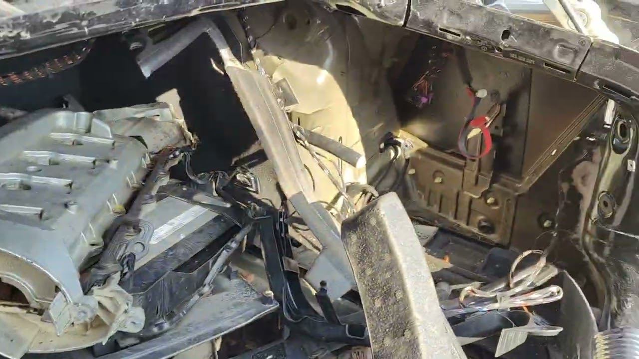 Как снять задний бампер Volkswagen Phanton 2008г.в