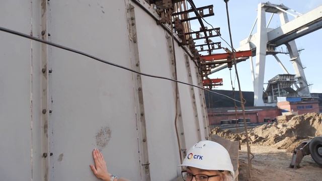 Первый бетон в теле дымовой трубы на Красноярской ТЭЦ-1 смотреть онлайн
