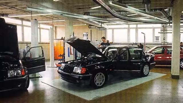 124 BRABUS V12 (7.3) смотреть онлайн