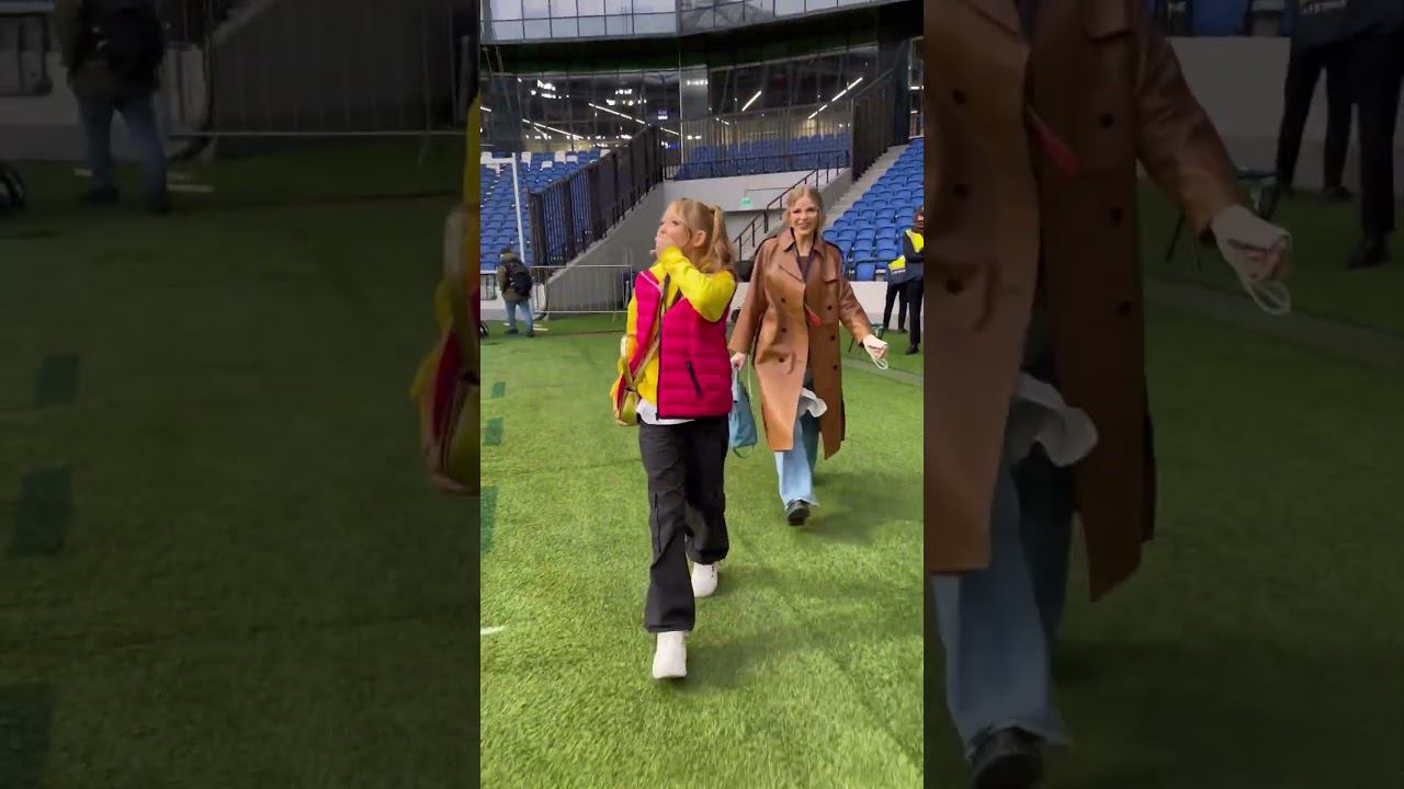 @MiroslavaBykova выступила на стадионе! смотреть онлайн