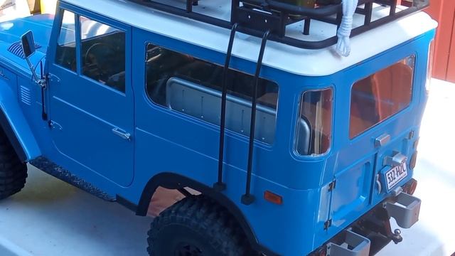 Simple side ladder for 1/10 scale FMS Toyota Land Cruiser. смотреть онлайн