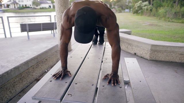 How To FInally Do Your First Pushup (Complete Guide) смотреть онлайн