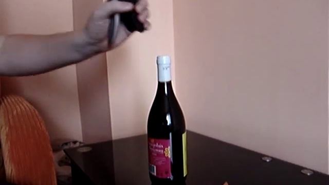 Прикольный штопор для вина www.godvbolgarii.ru смотреть онлайн