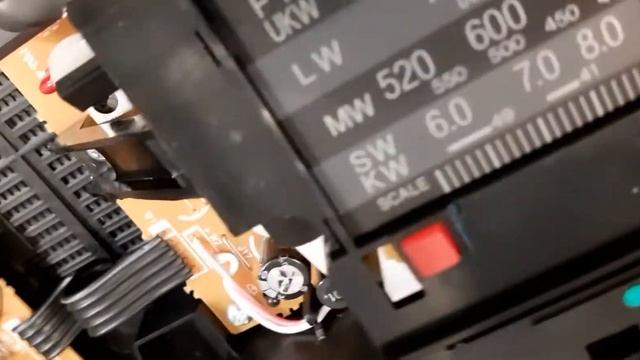 What's inside a Panasonic RF-3500 (GX500) radio? смотреть онлайн