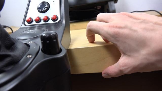 Logitech G27 Six-Speed Shifter - Hands-On (4K) смотреть онлайн