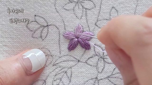 Violet Embroidery :제비꽃:프랑스자수