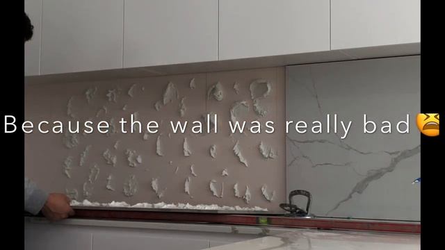 How To Tile Kitchen Splashback by using large format tiles/DIY for beginners смотреть онлайн