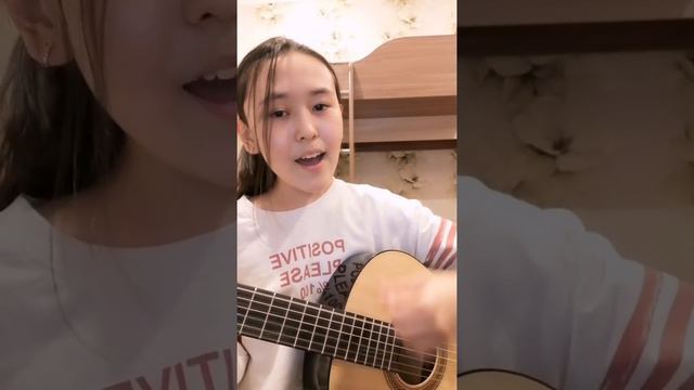 Мальчик [кис-кис] cover смотреть онлайн