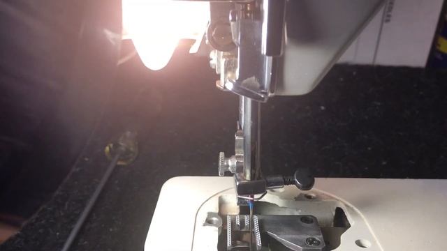 How to Set the needle bar height on front load 15 class Zig Zag that’s jamming смотреть онлайн