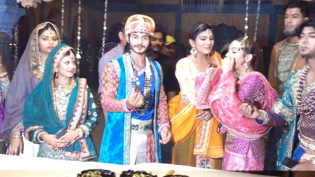 Jodha Akbar 500 episode cake cutting смотреть онлайн