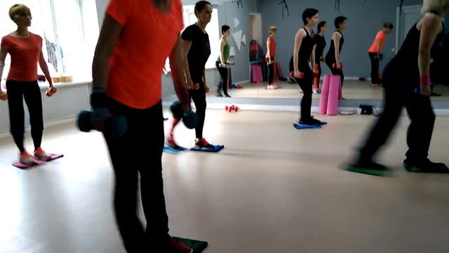 SUPER SCULPT упражнения с полотенцем и гантелями