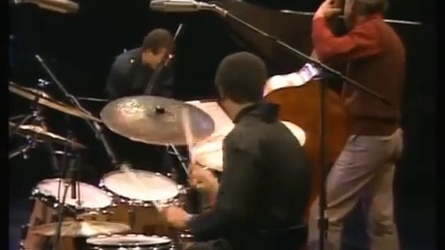 Keith Jarrett Standards Trio смотреть онлайн