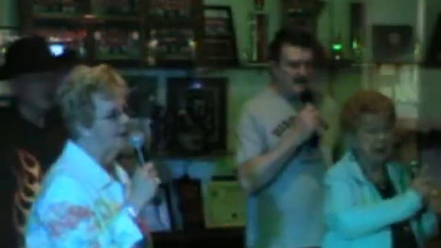 Dorothy and friends singing has anybody seen my gal смотреть онлайн