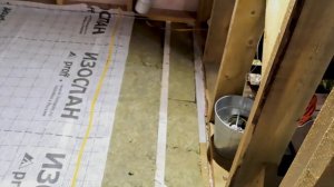 Утепляем и делаем черновой пол в комнате отдыха каркасной бани. Баня день 52