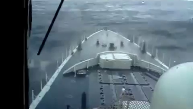 Корабль во время шторма смотреть онлайн