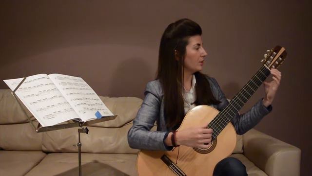 Школа гитары "Guitarissimo" .Урок №1. Посадка и постановка рук смотреть онлайн
