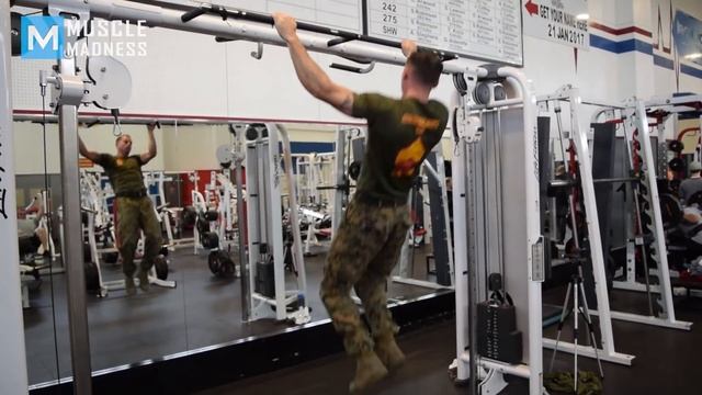 SUPER MARINE in Army Gym - Michael Eckert | Muscle Madness смотреть онлайн