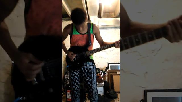 Ibanez Gio Grunge смотреть онлайн