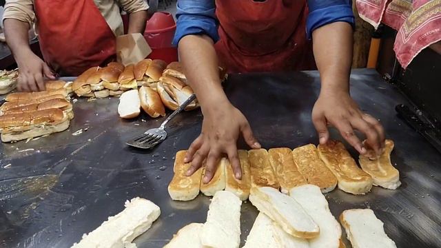 Super Burger Bufferzone | Triple Layered Burger | Giant Burger Making | Pakistani Food Street смотреть онлайн