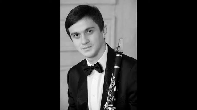 Three Sketches for Clarinet solo / M. Mering: 2 movement - Largo espressivo смотреть онлайн