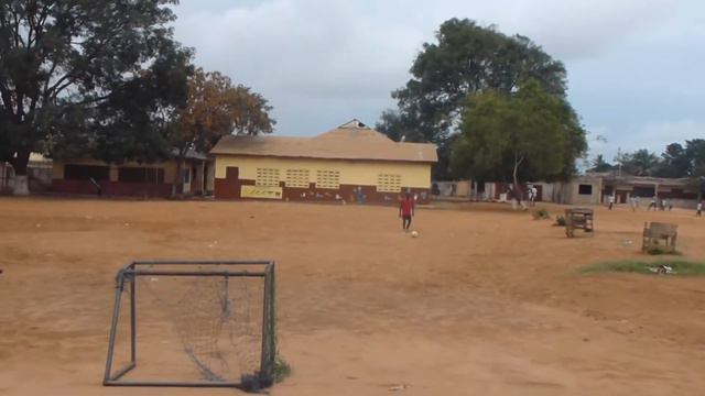 Francis Target from afar.mov смотреть онлайн